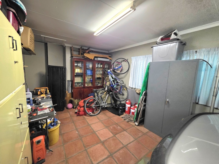 4 Bedroom Property for Sale in La Provance Free State